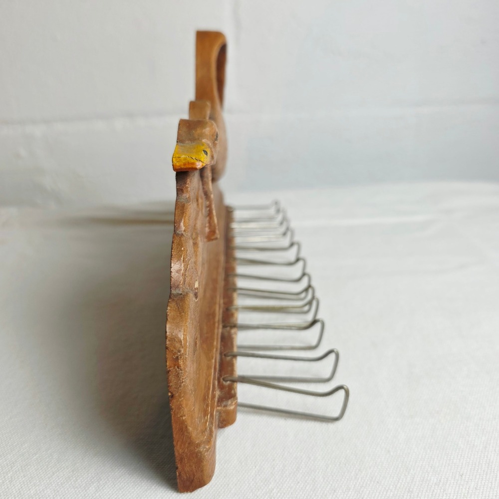 Vintage Faux Wood Flying Mallard Duck Wall Tie Belt Rack 12 Hooks - Picture 6 of 11